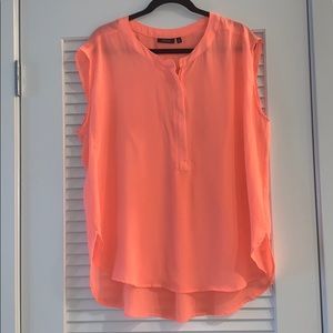 Sleeveless blouse
